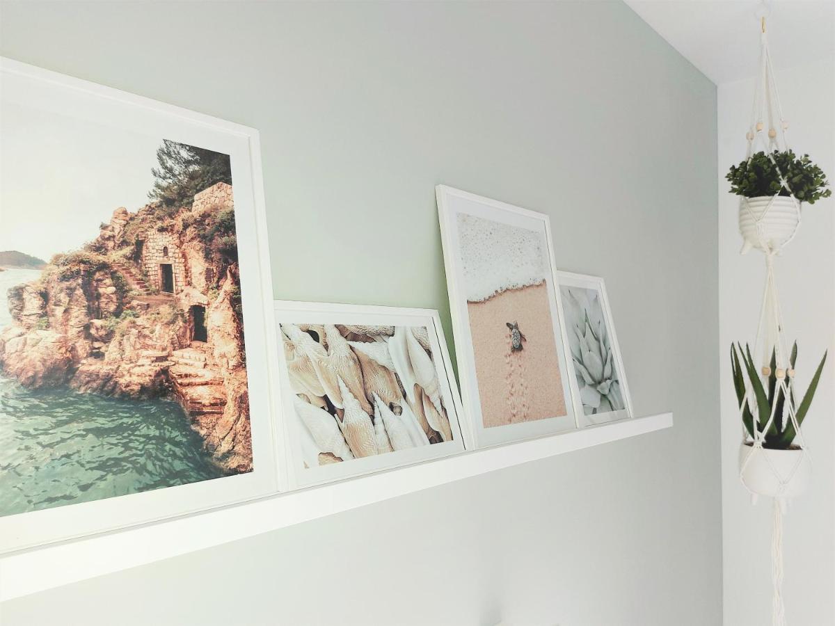 Apartment Emily Slatine Buitenkant foto